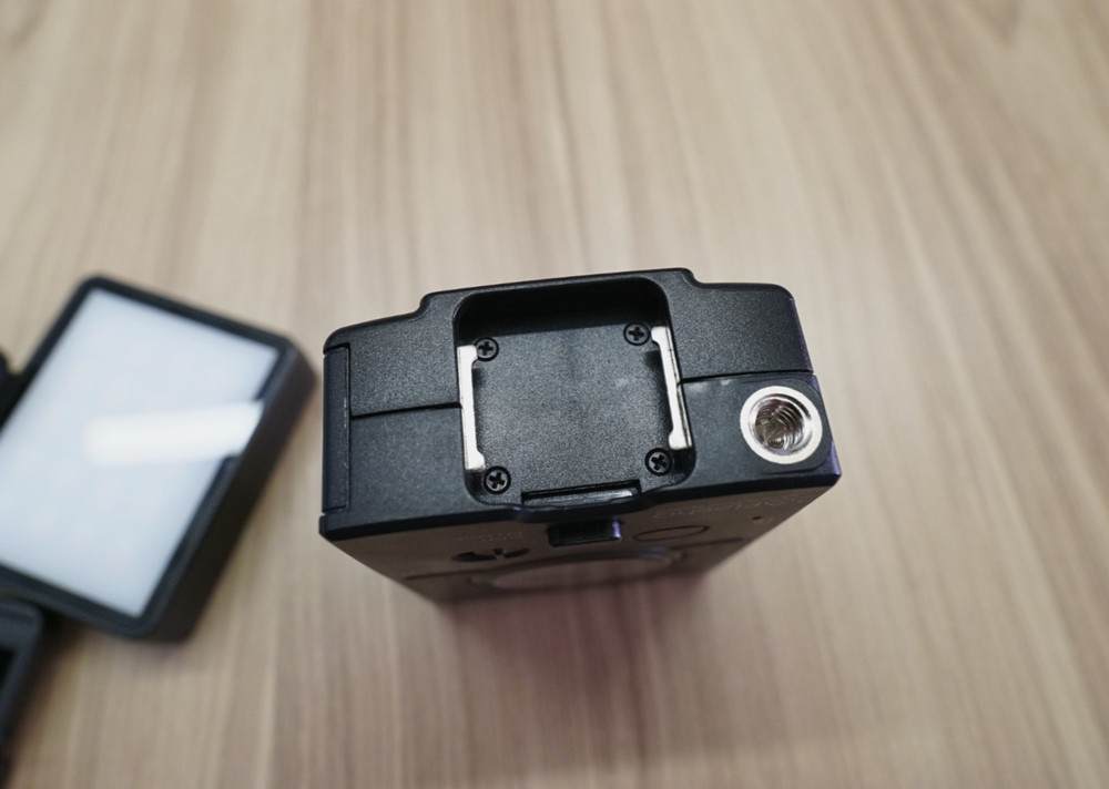 LightPix FlashQ x20 w/ Transmitter for Sony, 1 x Receiver, LED light, Diffuser