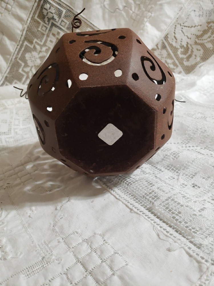 Metal Scroll Work Pumpkin Tea Light Holder