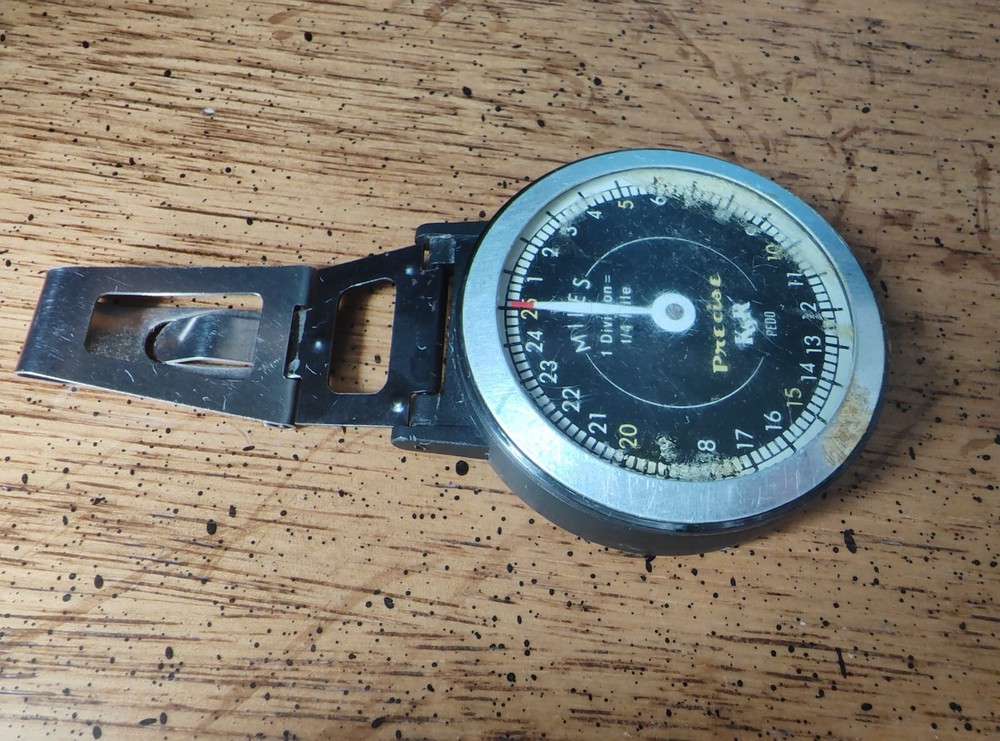 Vintage K&R Precise Pedometer with Clip - Untested