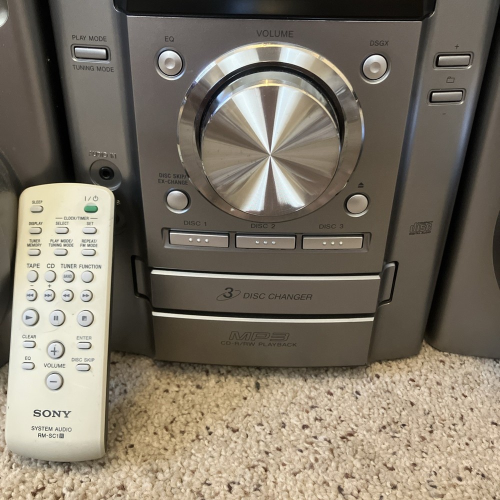 Sony MHC-EC70 Mini HIFI Component Stereo System 3CD Changer w/ Remote - Tested