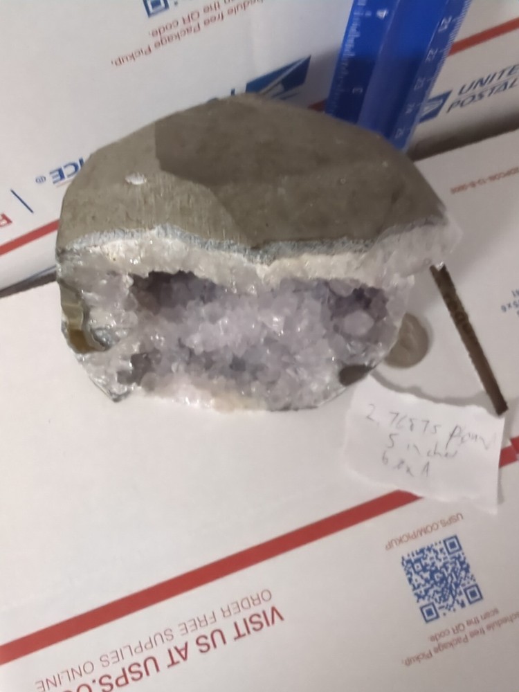 Amethyst standing cut base crystal geode. 2.76875 Pounds Lb. 5 inches