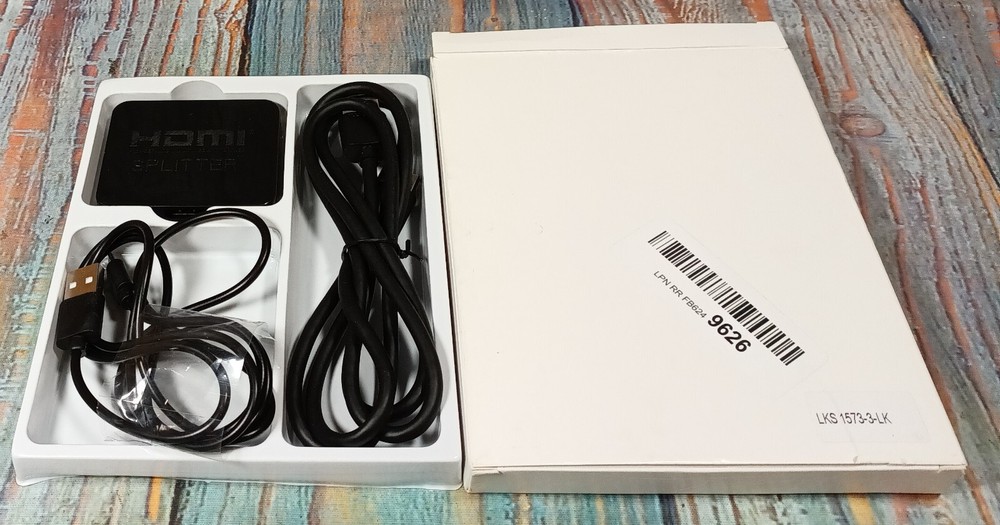 Unbranded HDMI Splitter - Open Box