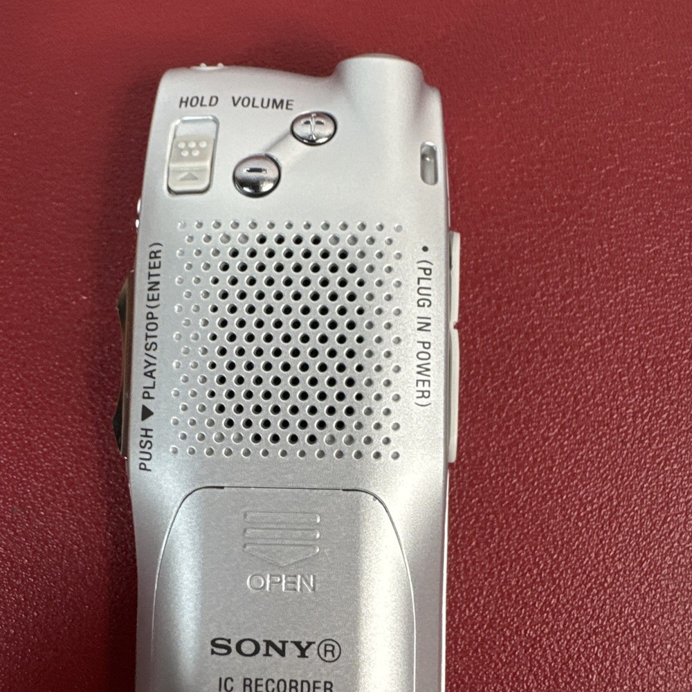 Sony ICD-MS515 Digital Voice Recorder w Memory Stick, Case, CD Rom, Manual ++
