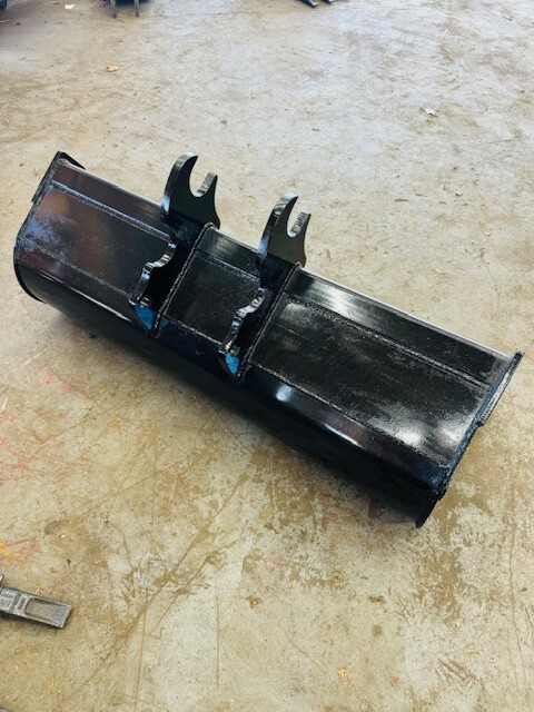 Kubota KX040 42" grading bucket