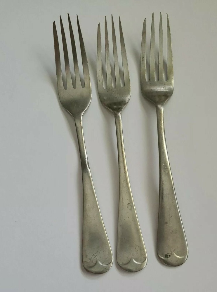 3 Dinner Forks Silverplate Flatware Maker??