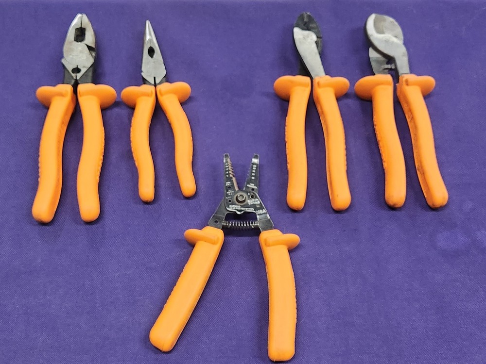 Klein Tools 33529 Premium 1000V Insulated Tool Bundle