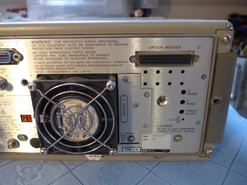 HP8563A Spectrum Analyzer 22.0GHz with new LCD