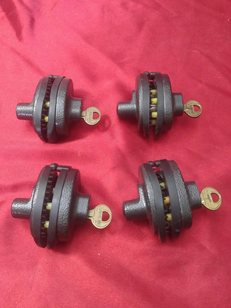 Lot of 4 MASTER LOCK TRIGGER LOCKS SAFETY
