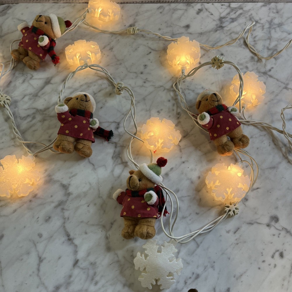 Avon Holiday Bear Light string Snowflake Vintage 2005 Topwell 128in String Light
