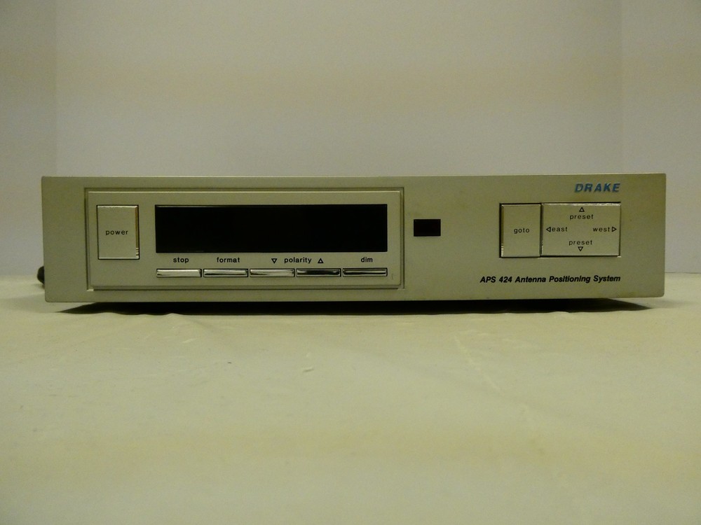 Vintage Drake Antenna Positioning System APS 424 Model 2587 Powers On! Untested!