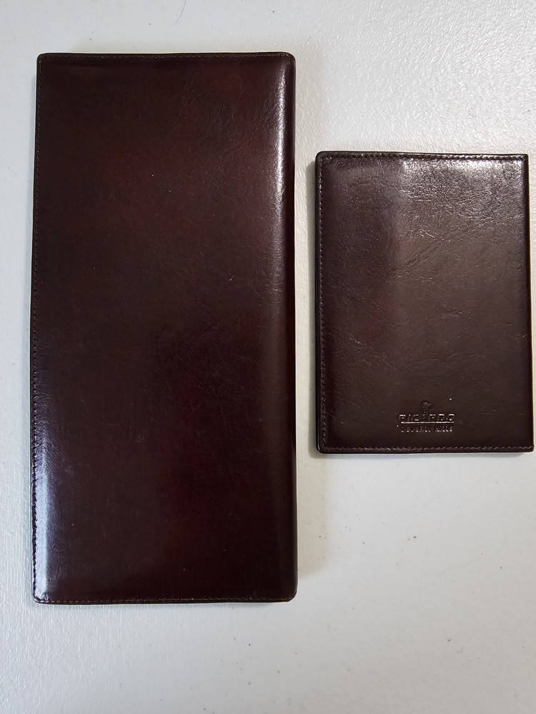 Ricardo Beverly Hills Leather Passport Wallet Case & Billfold