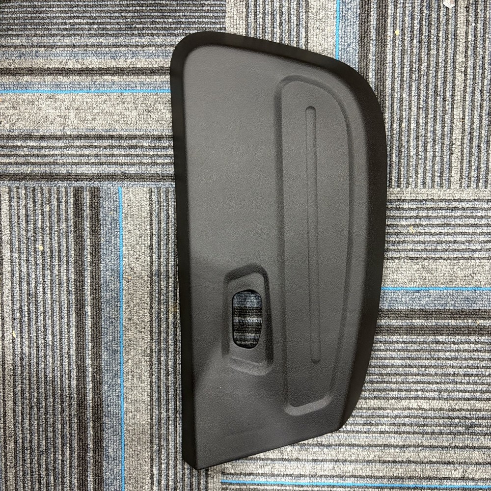 Left Front Drivers Seat Shield Trim Panel 1FY271DVAA For Dodge Nitro 2007-2009