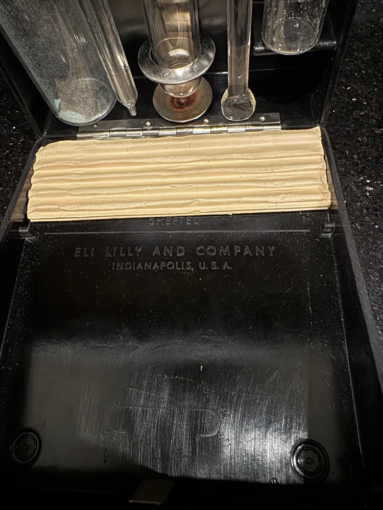 Vintage Pharmaceutical Field Lab Testing Kit