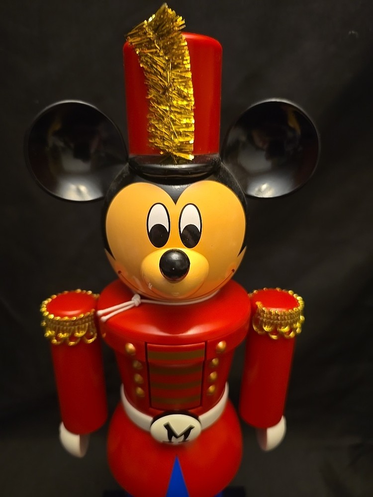 Large 14" DISNEY HALLMARK KEEPSAKE MICKEY MOUSE NUTCRACKER NIB
