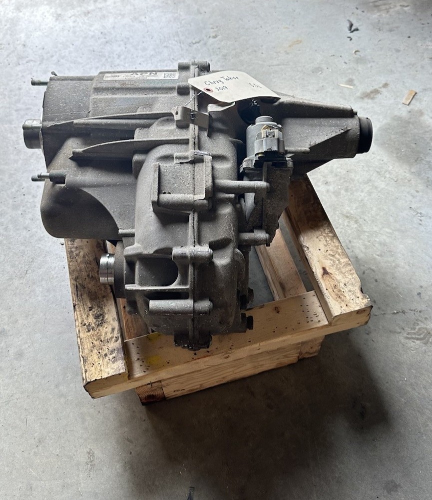 ✅ 2016 - 2020 CHEVROLET TAHOE Transfer Case 84153003