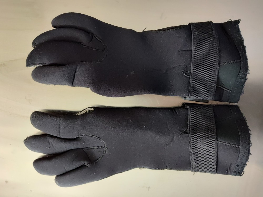 Scuba Dive Gloves Size Medium