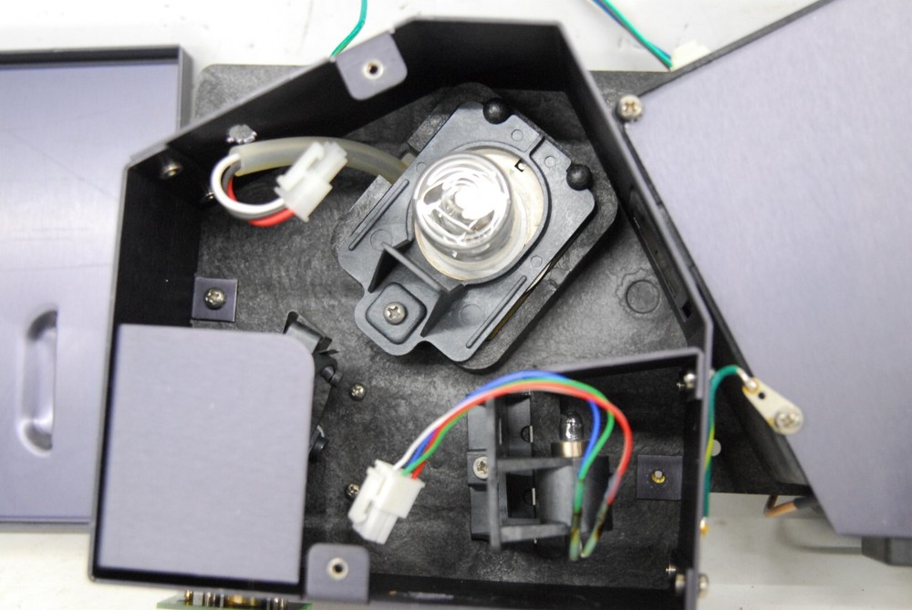 Beckman DU 530 - Lamp, Slit, Filter Wheel Assembly