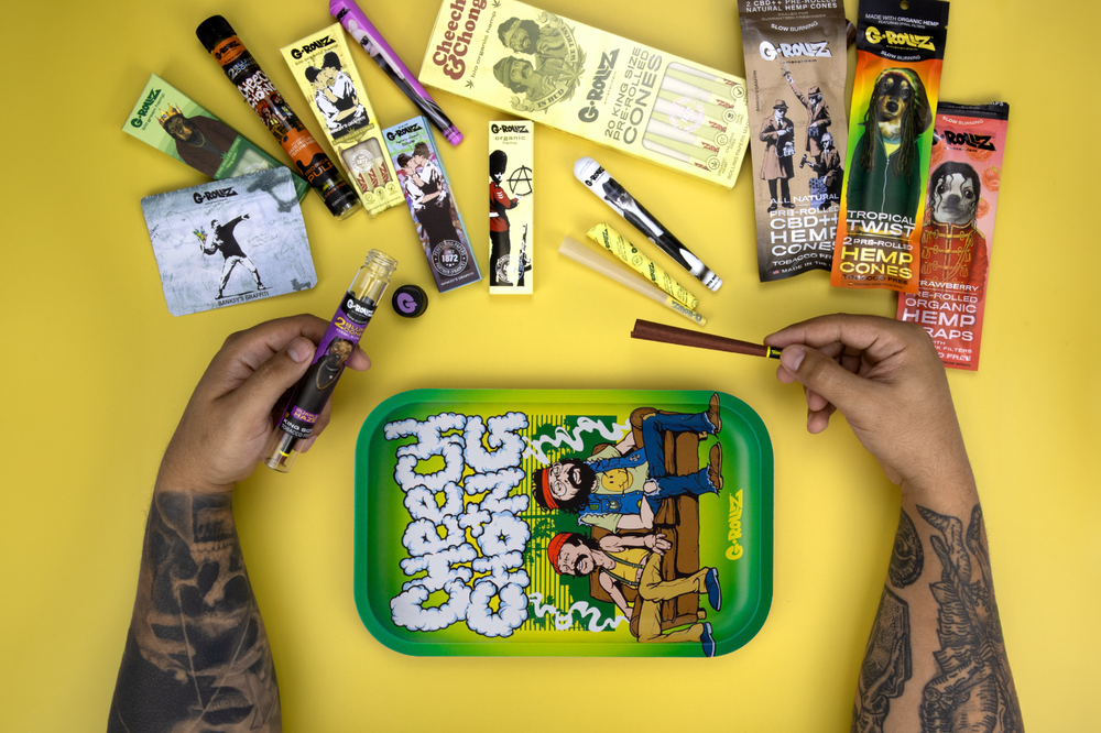 G-ROLLZ | Cheech & Chong Sofa Rolling Tray, Medium Size, Smoking Accessories