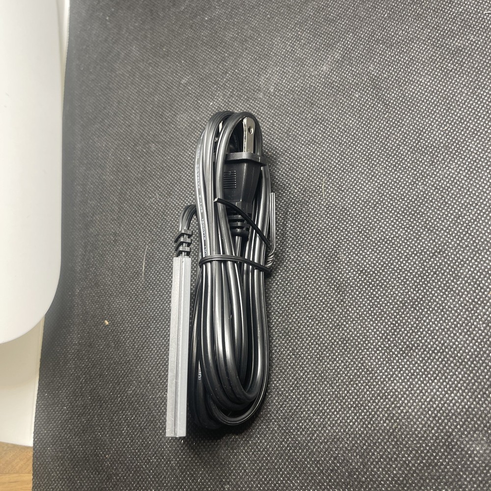 Breakaway 120V AC Power Plug with Removable Plate - New