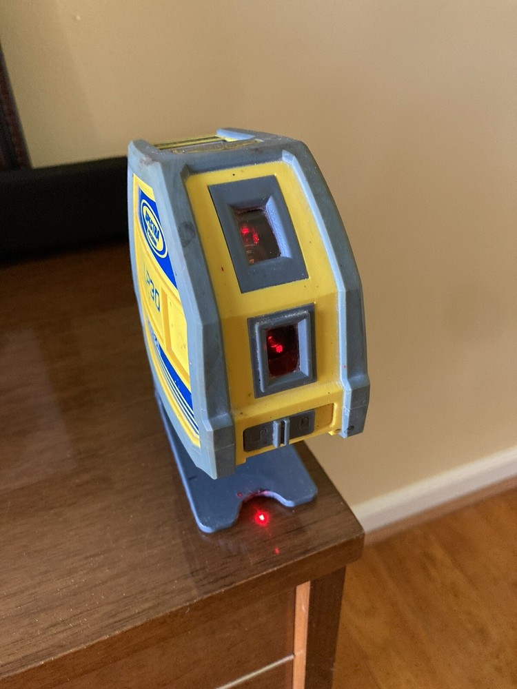 LP30 Spectra Precision Red 3-Beam Laser pointer Layout Tool W/ Bag