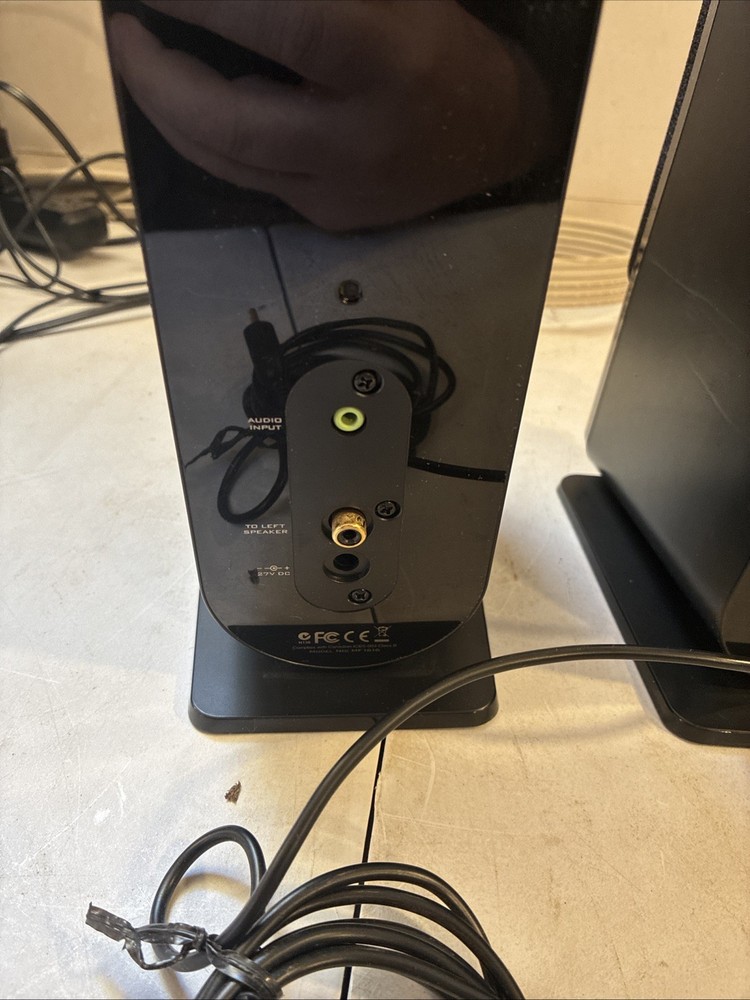 Creative GigaWorks T40 Series II 2.0 Multimedia Speaker System Used Untested!