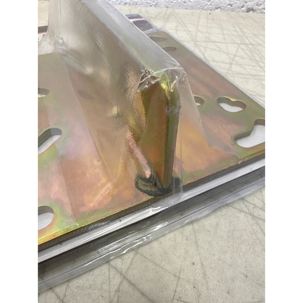 Performance Tool Universal Engine Lift Plate 1000 lbs. Max Load - W41034