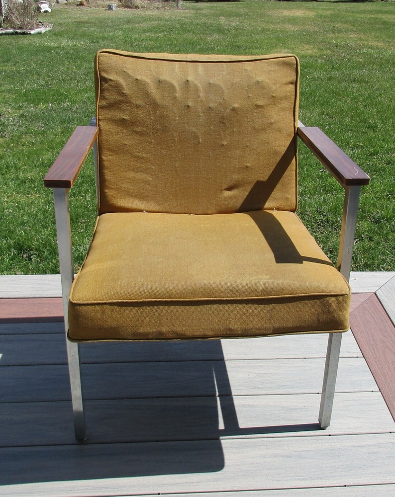 Steelcase Arm Chair — Mid-Century Modern