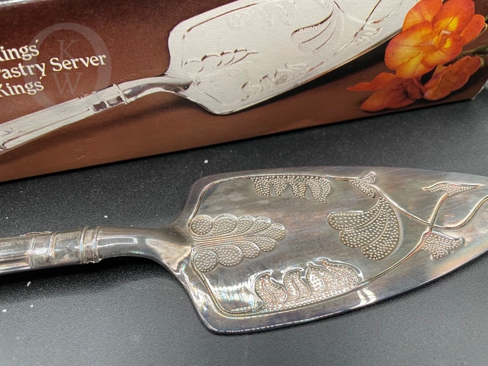Vintage Pastry Cake Pie Server Beaumont Collection Kings Pattern Silver Plated