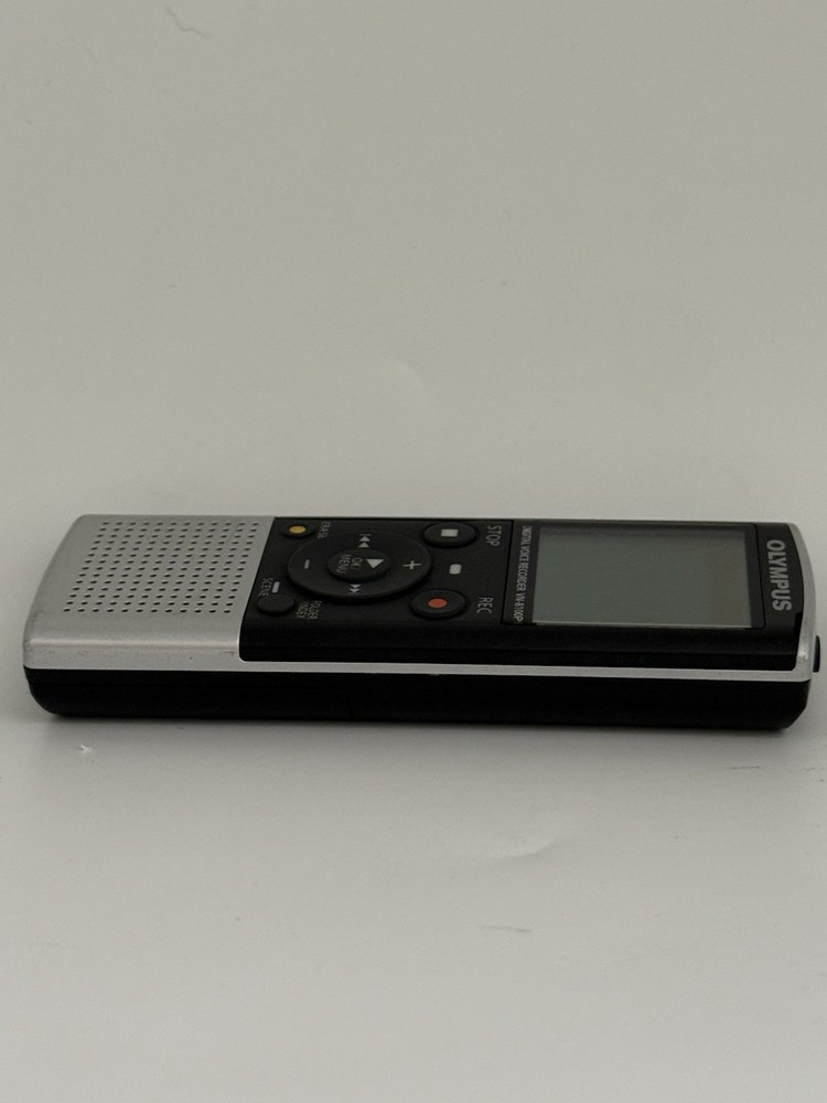 Olympus Digital Voice Recorder VN-8100PC TESTED-WORKING WITH CASE .