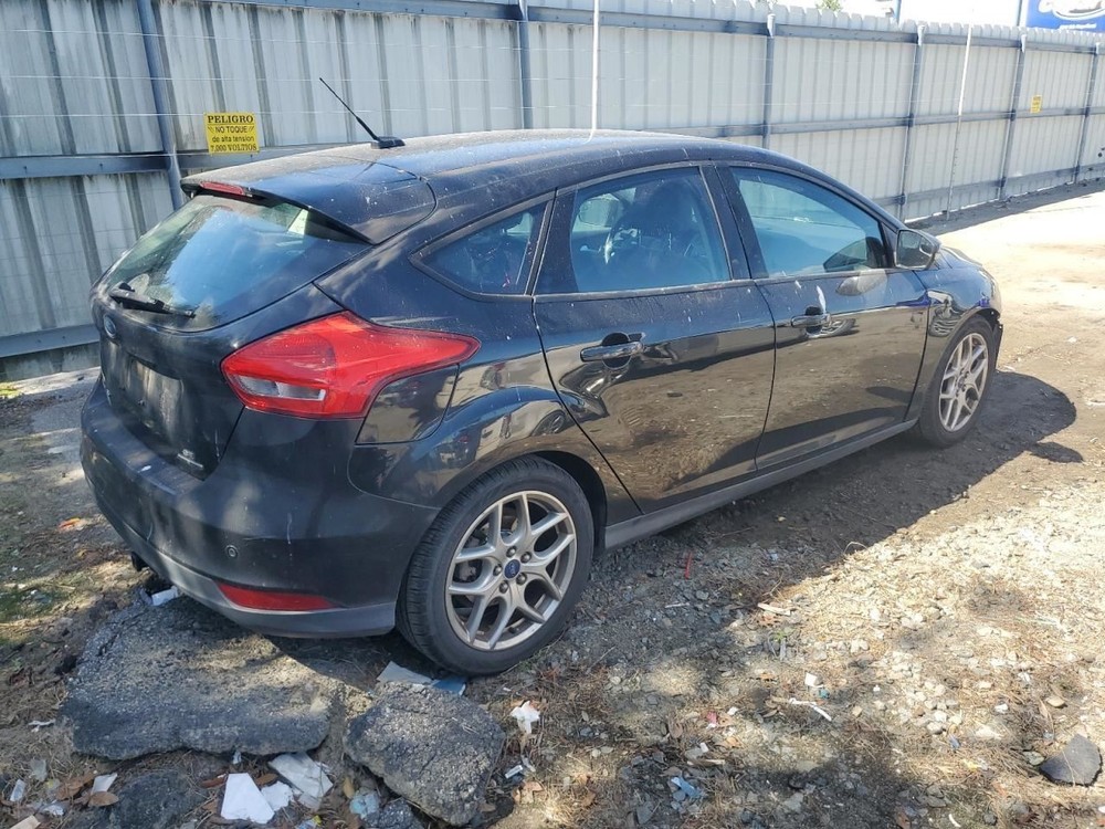 FOCUS 2015 Glove Box 4882058
