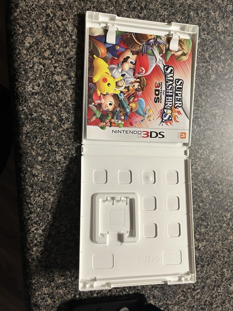 Super Smash Bros. Nintendo 3ds Case and Book