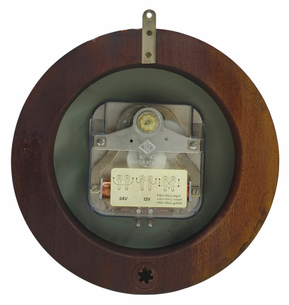 Wempe Ship's Analog Clock Chronometerwer Multiuse Highest Quality Range 12/24VDC