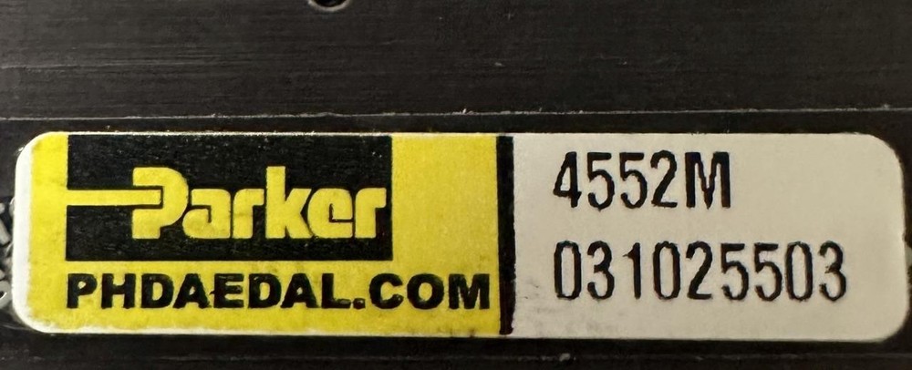Parker 4552M Daedal Manual Linear Slide 2.62″ Square
