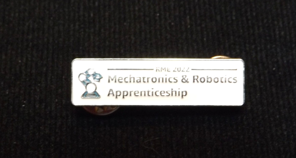 RME 2022 Mechatronics & Robotics Apprenticeship Lapel Pin ?? Amazon Program NIP