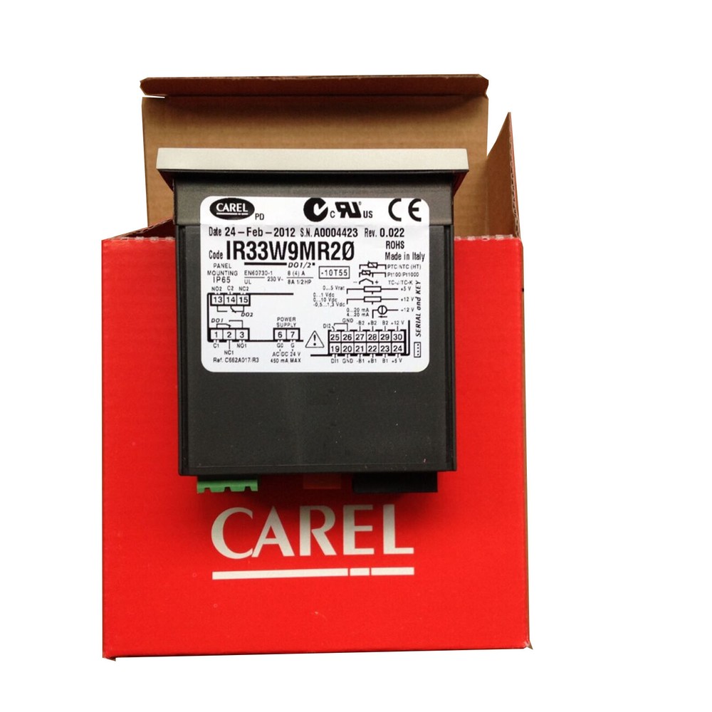 1PCS New For CAREL Temperature Controller IR33W9MR20