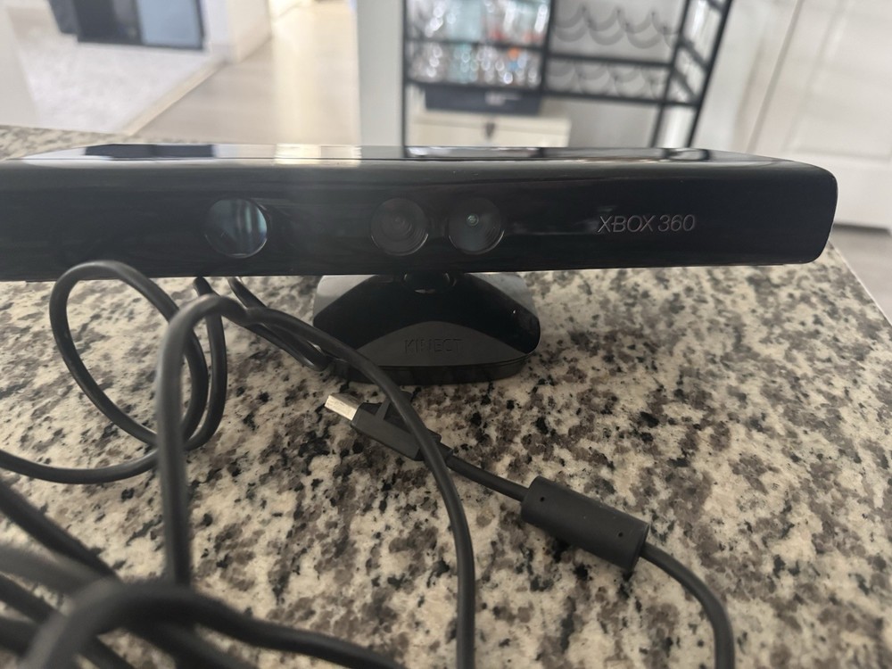 Microsoft Xbox 360 Motion Kinect Sensor Bar Camera Black, 1414 Model Tested