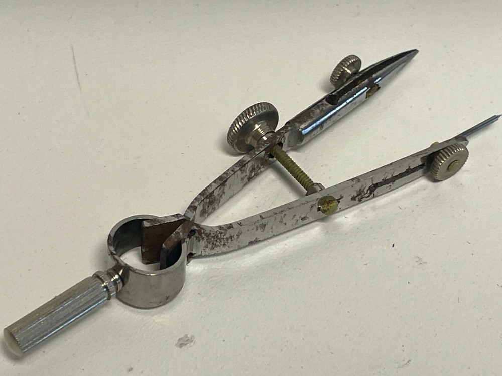 AA3: Vintage ECobra 7100 Drafting Set