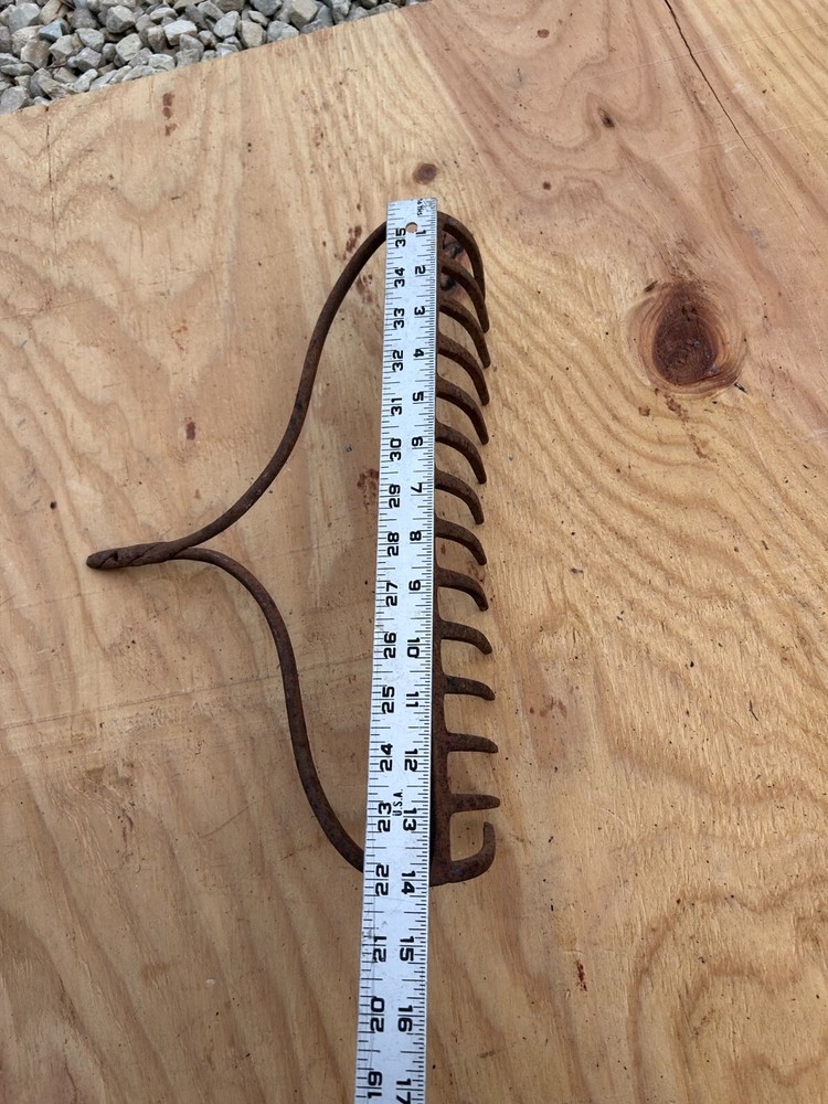 Rake Head Rusty Rustic no handle Original Vintage Primitive Metal