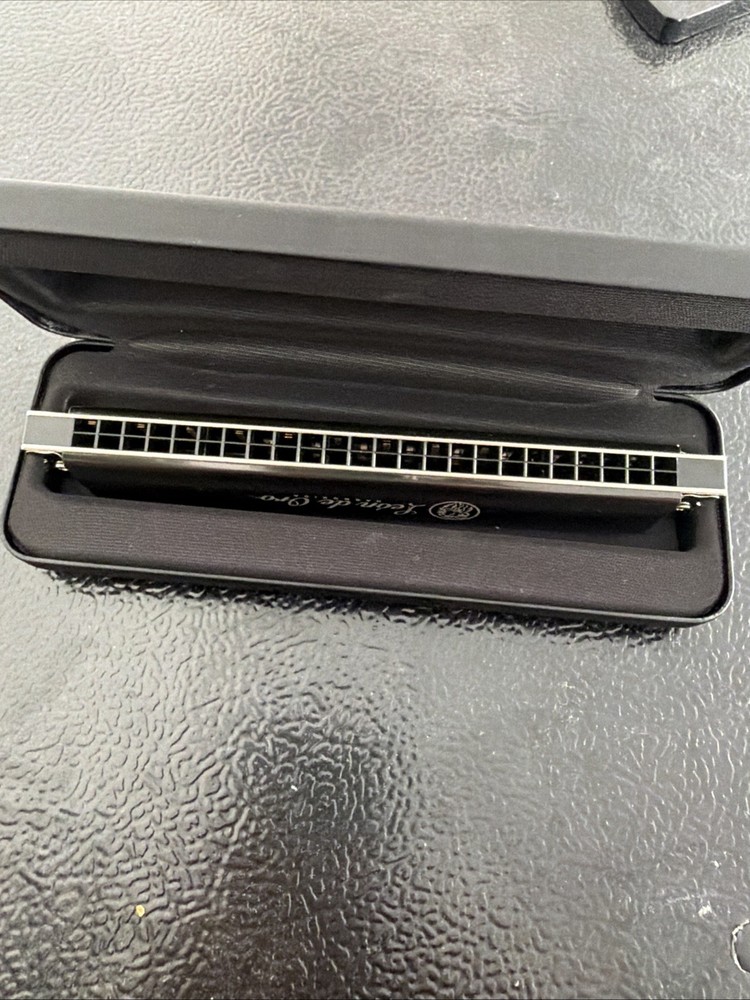 Leon de Oro Harmonica 24 holes