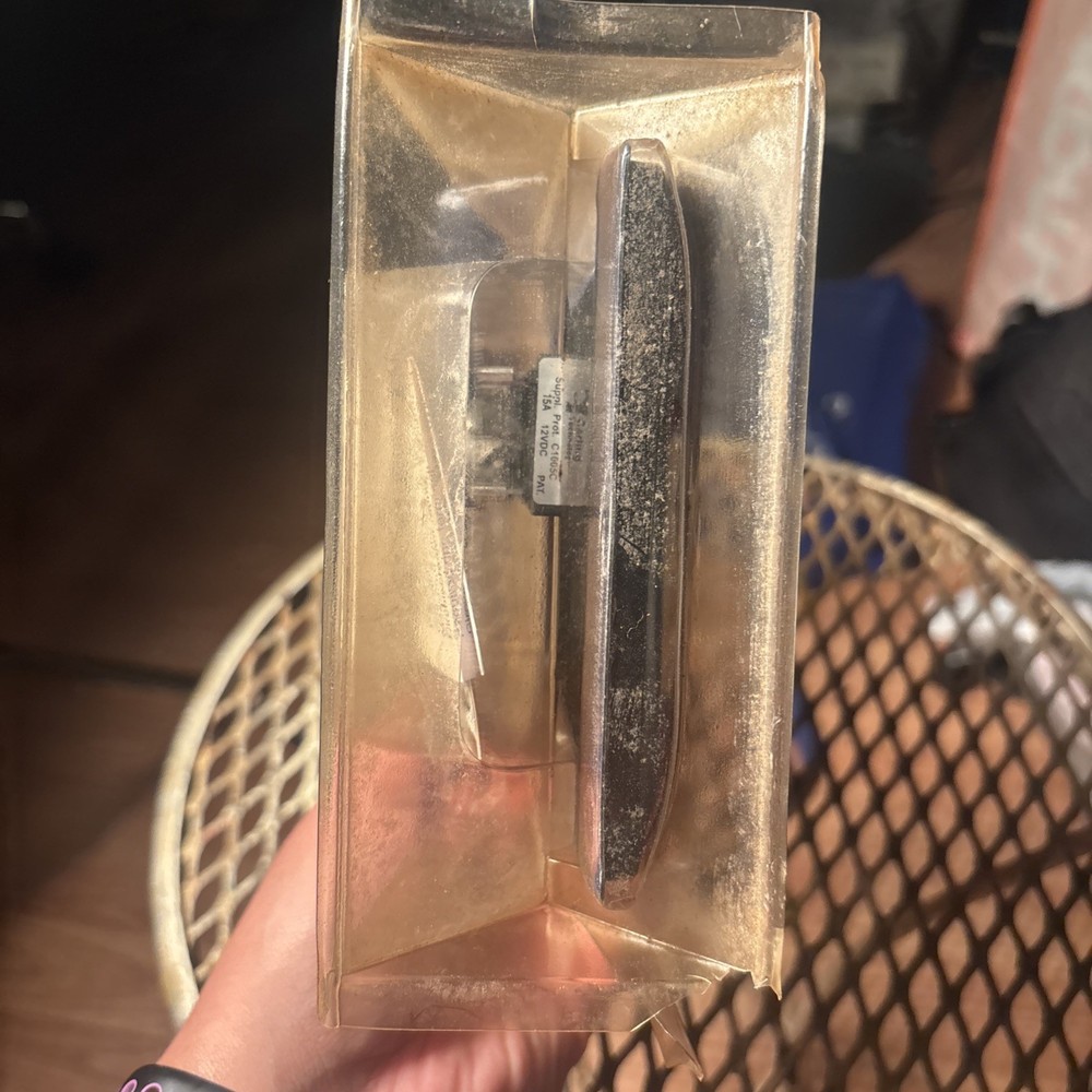 West Marine 12V DC 4-Position Circuit Breaker Switch Panel