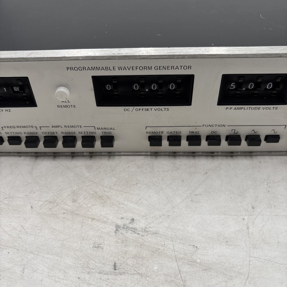 WAVETEK Programmable Waveform Generator Model 154 Powers On - UNTESTED