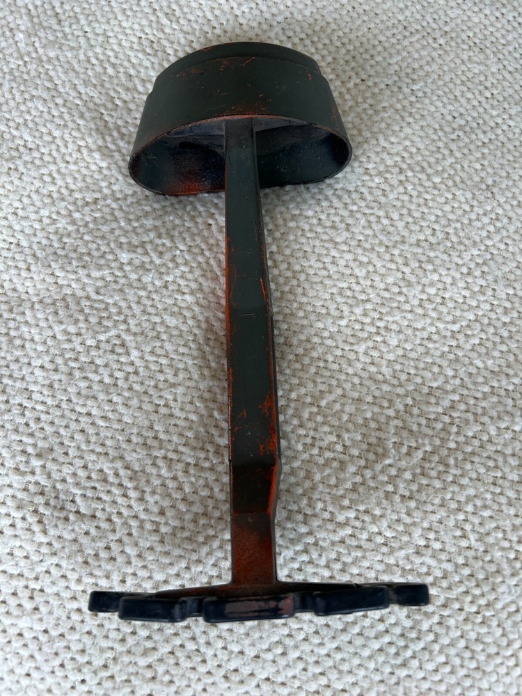 Four Arrow Plastic Quiver