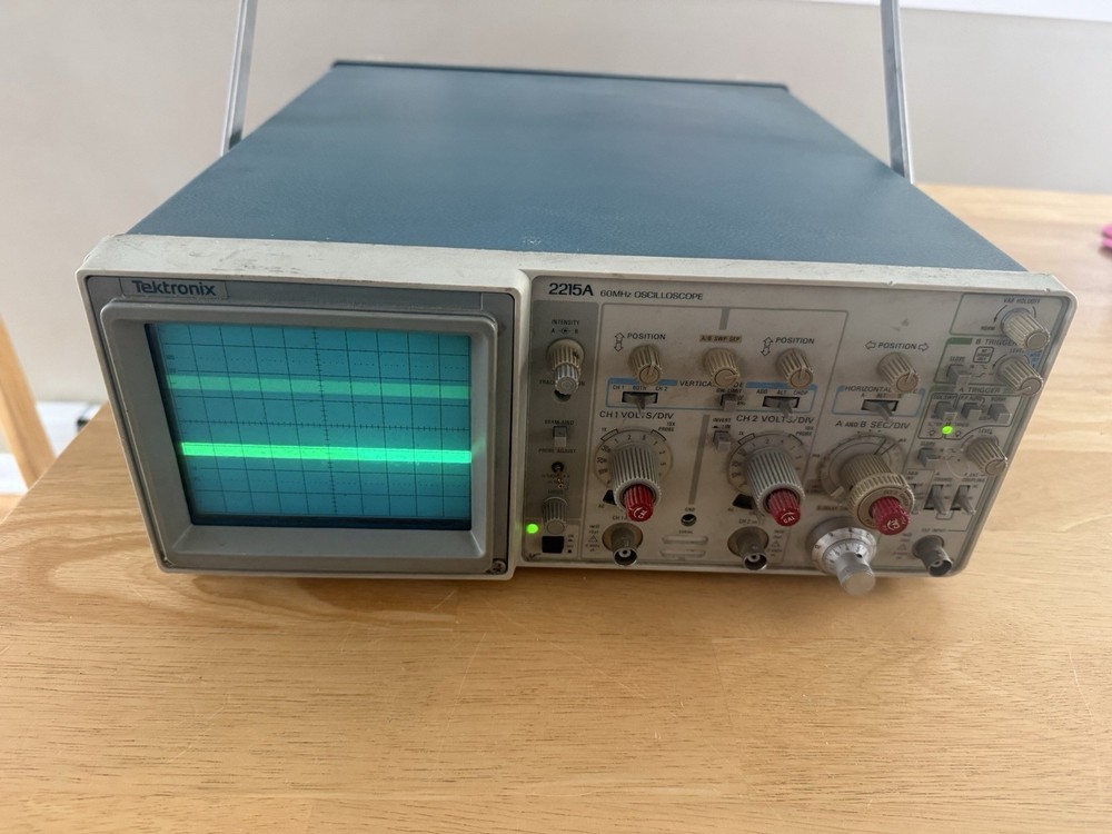 Tektronix 2215 Analog Oscilloscope