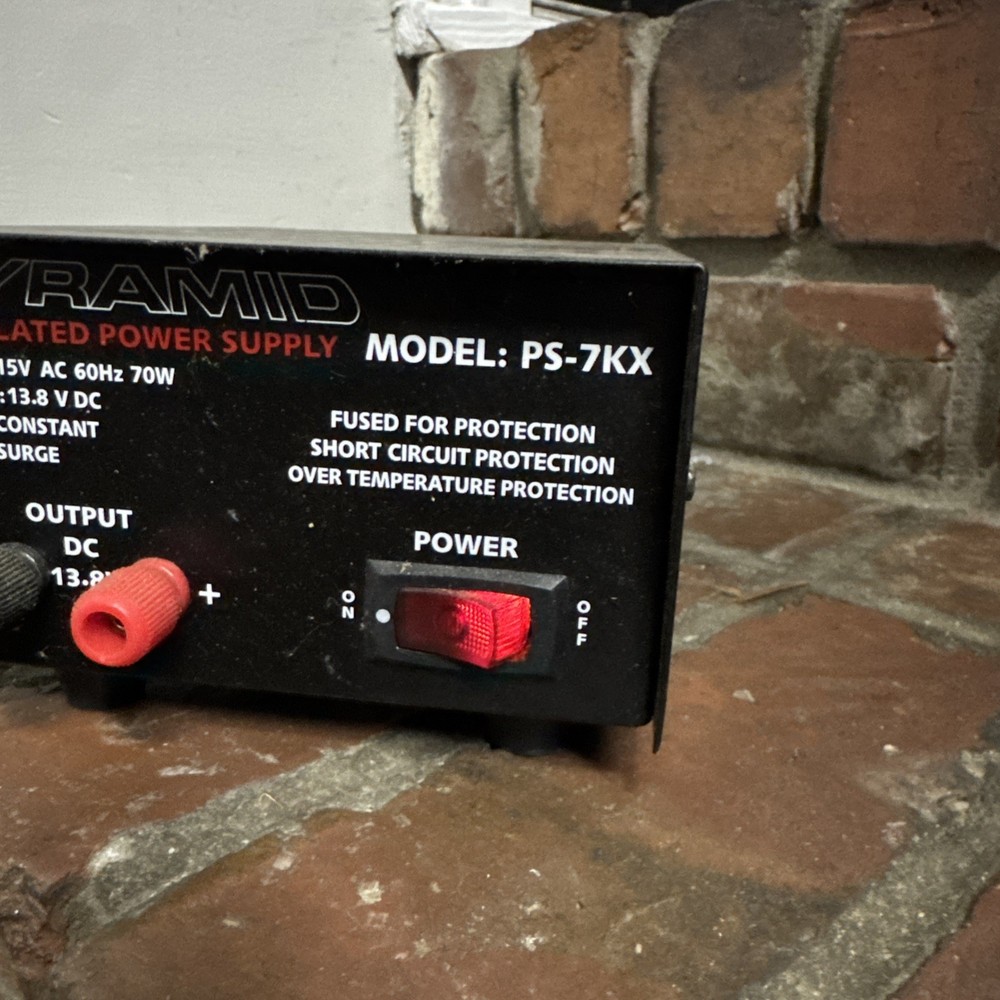 Pyramid PS-7KX Regulated Power Supply