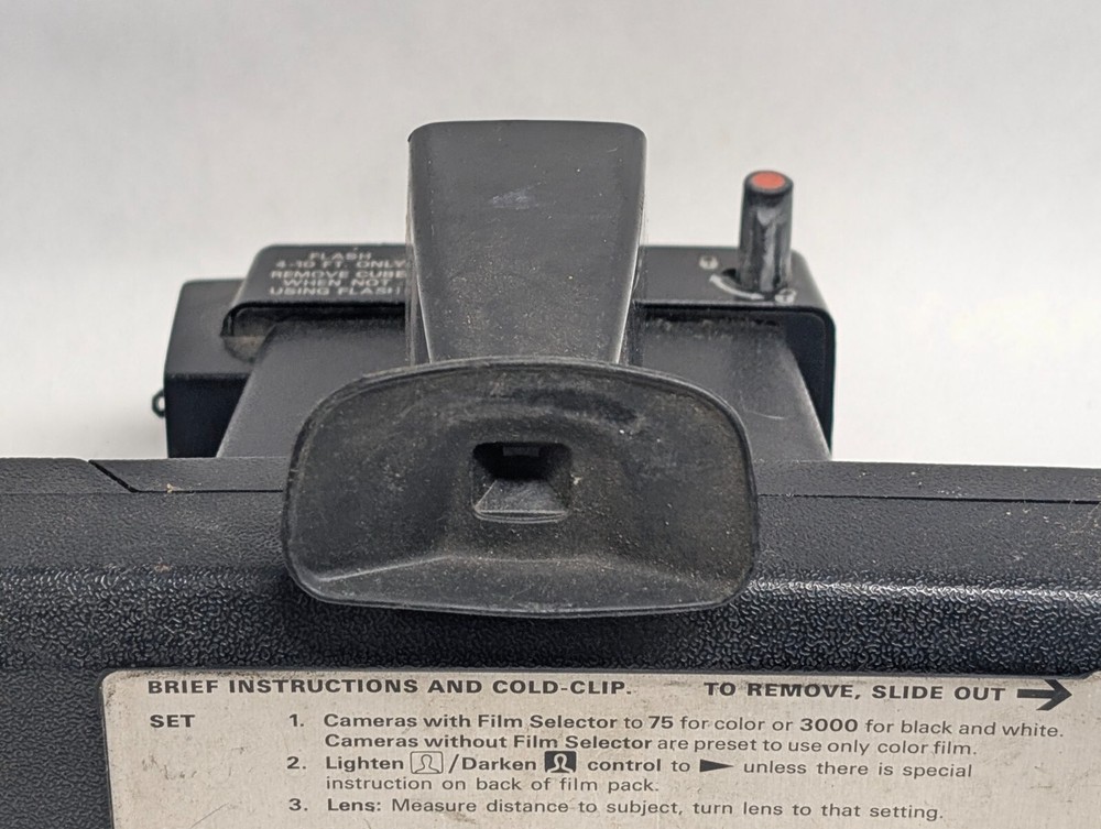 Vintage Polaroid Land Camera Square Shooter 2 Untested Cold Clip Black Plastic~
