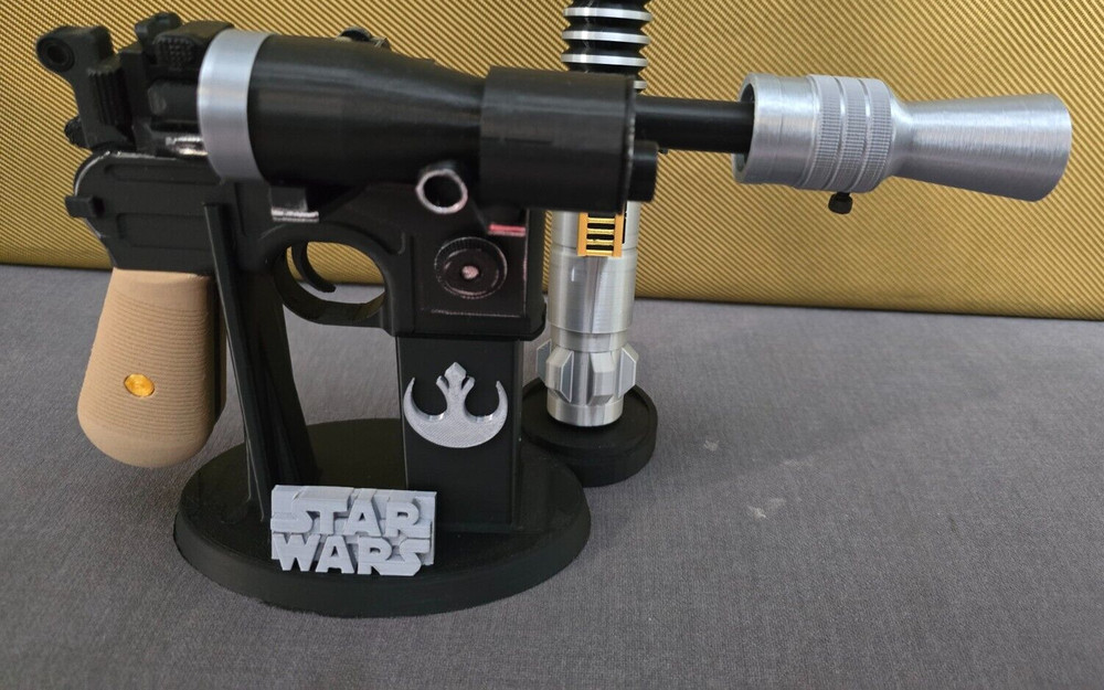 Luke Skywalker Blaster 3D print Replica Quality .1mm print
