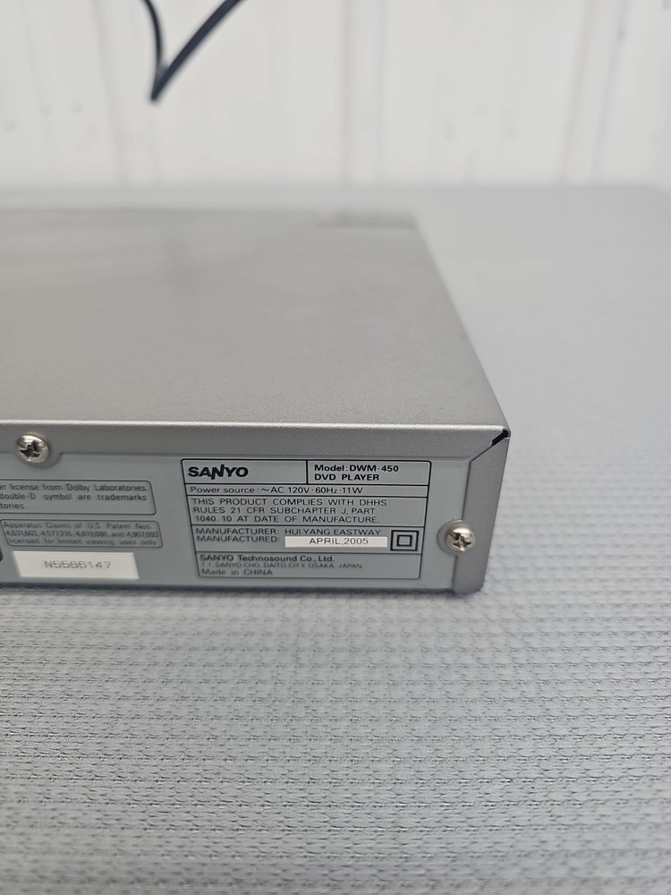 Sanyo DVD Player Model DWM-450 - Tested & Works