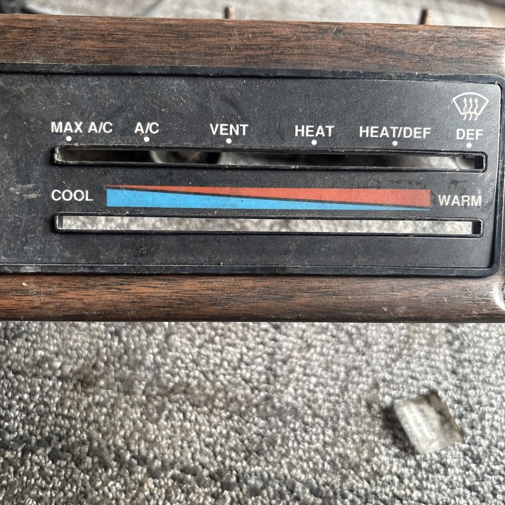 Freightliner AC Heater Temperature Control Panel A-22-30529-0