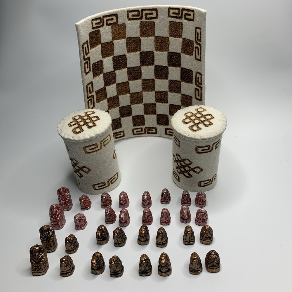 Travel Mini Chess Handmade Portable Board Game Complete Set 32 Wool Ceramic