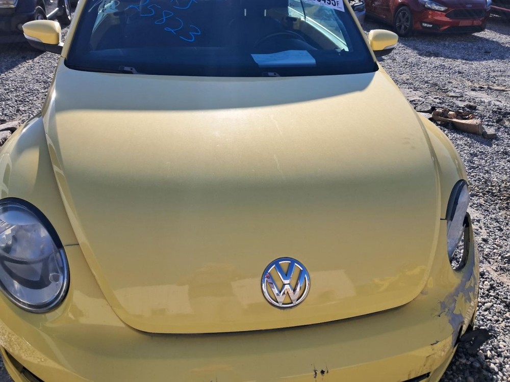 BEETLE 2015 Glove Box 4832147